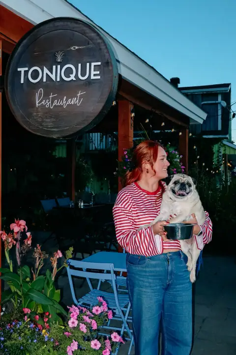Welcome to Tonique’s porch